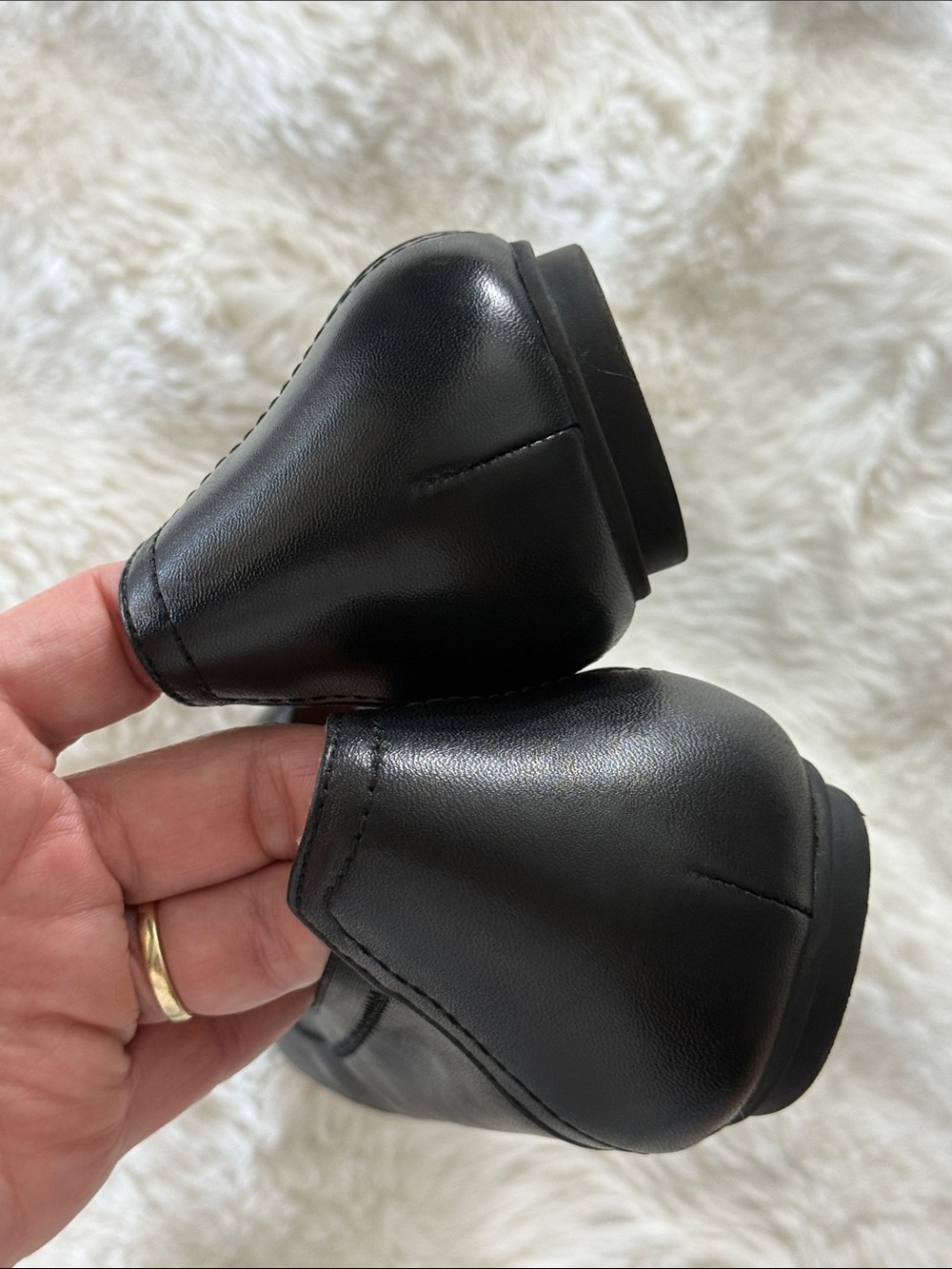Vionic Caroll Orthotic Leather Ballet Flats - Picture 6 of 9